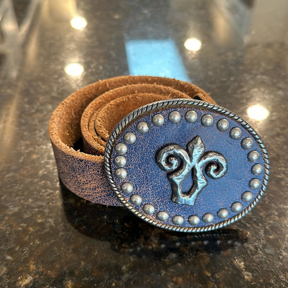 Leather belt